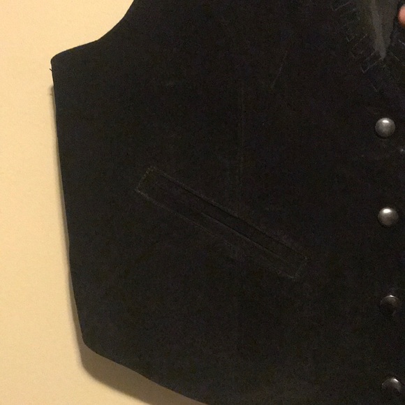 Genuine Leather Suede Look Vest - Picture 2 of 10